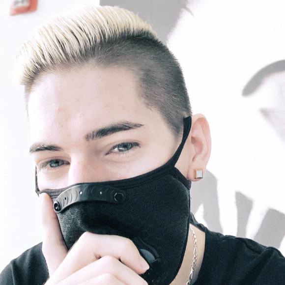 Meet your Posher, Garrett - Picture 1 of 1